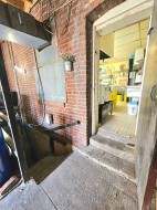 1768 St Clair Avenue WToronto, ON M6N 1J3