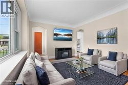 128 EAST 39TH Street  Hamilton, ON L8V 4H3