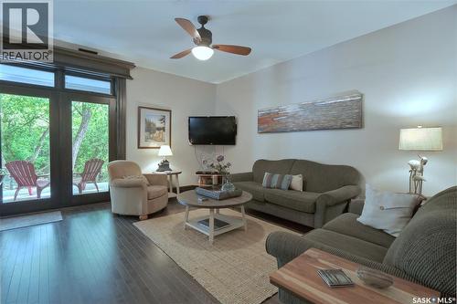 662 Valley Drive, South Lake, SK 