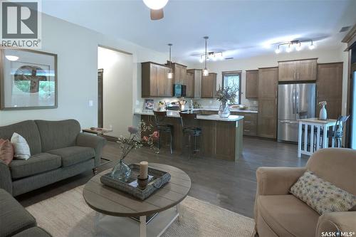 662 Valley Drive, South Lake, SK 