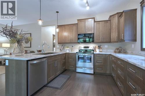 662 Valley Drive, South Lake, SK 