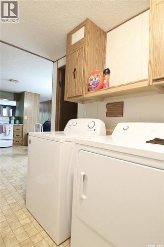 319 4Th Avenue, Kelliher, SK 