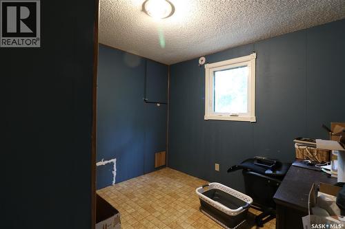 319 4Th Avenue, Kelliher, SK 