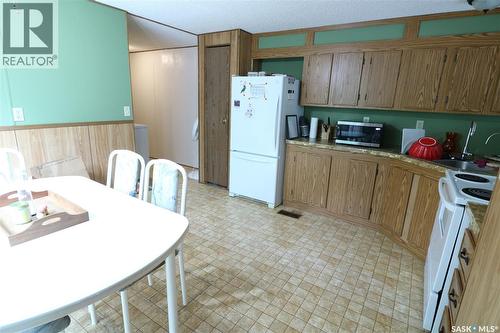 319 4Th Avenue, Kelliher, SK 