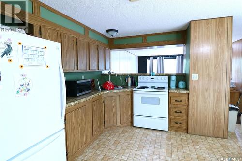 319 4Th Avenue, Kelliher, SK 