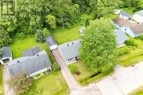 80 Beach Avenue, Deep River, ON 