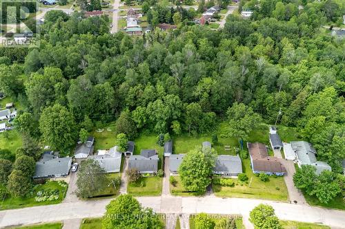 80 Beach Avenue, Deep River, ON 