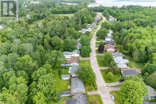 80 Beach Avenue, Deep River, ON 