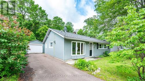 80 Beach Avenue, Deep River, ON 