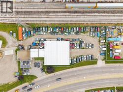 986 TECUMSEH ROAD West Windsor, ON N8X 2A8