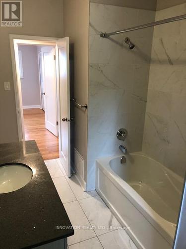 main level bathroom - 2329 Ryder Street, Ottawa, ON 