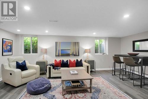 Lower unit with lots of natural light! - 2329 Ryder Street, Ottawa, ON 