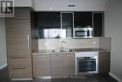 3209 - 5168 YONGE STREET Toronto, ON M2N 0G1