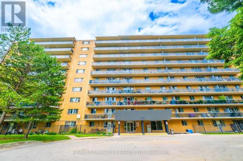 707 - 100 DUNDALK DRIVE  Toronto, ON M1P 4V2