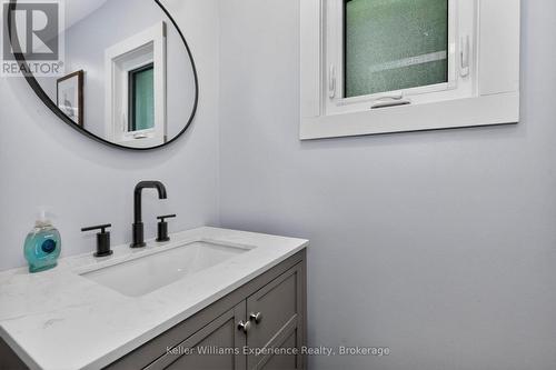 Cottage 1 - 14 Thunder Bay Lane, Tiny, ON 