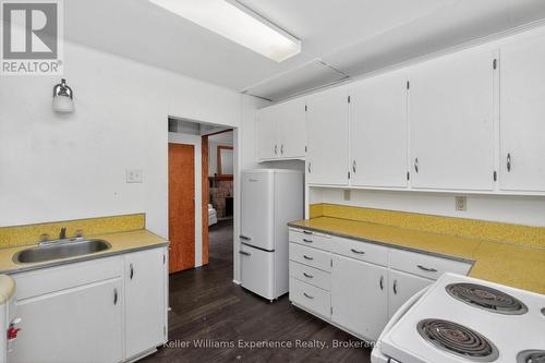 Cottage 2 - 14 Thunder Bay Lane, Tiny, ON 