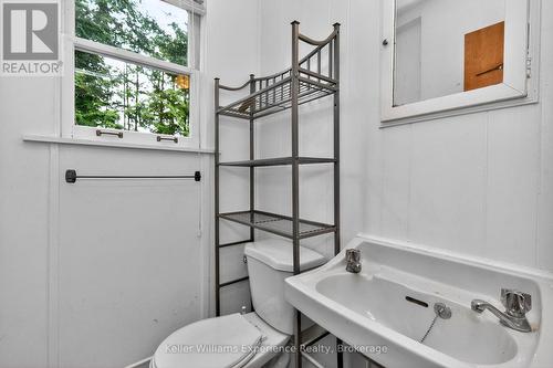 Cottage 2 - 14 Thunder Bay Lane, Tiny, ON 