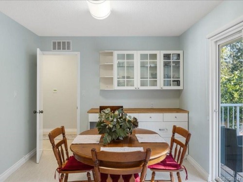 2128 Thomas Park Dr, Nanaimo, BC 