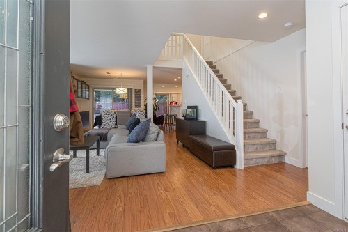 3214 Ernhill Pl, Langford, BC 