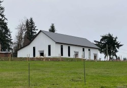 981 Pratt Rd Hilliers, BC V9K 1W5