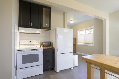 58 Pine St, Nanaimo, BC 
