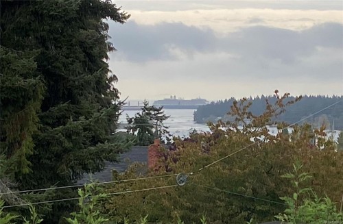 58 Pine St, Nanaimo, BC 