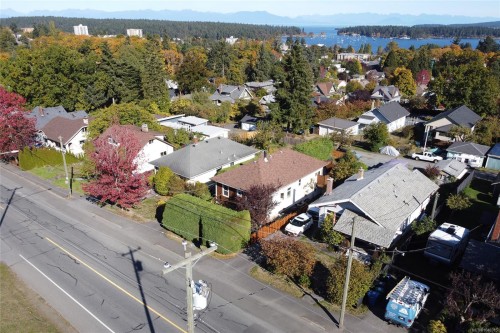 58 Pine St, Nanaimo, BC 