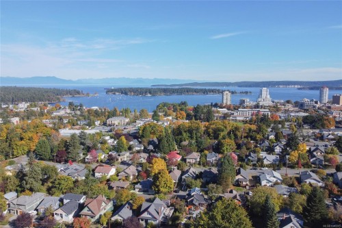 58 Pine St, Nanaimo, BC 