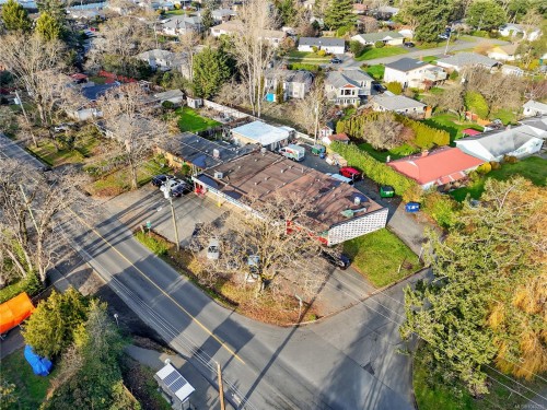 660 Burnside Rd West, Saanich, BC 