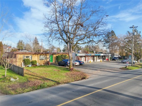 660 Burnside Rd West, Saanich, BC 
