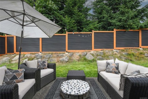 2452 Avro Arrow Dr, Comox, BC 