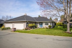 #237-3399 Crown Isle Dr Courtenay, BC V9N 9X7