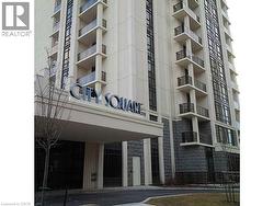 81 ROBINSON Street Unit# 1003  Hamilton, ON L8P 0C2