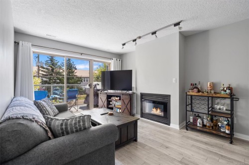 #407-3160 Albina St, Saanich, BC 