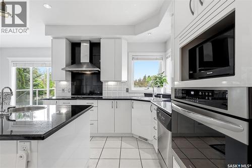 214 Mendel Green, Saskatoon, SK 
