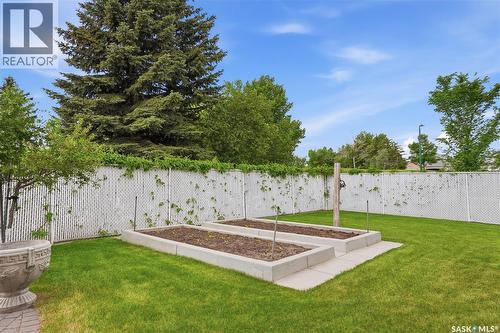 214 Mendel Green, Saskatoon, SK 