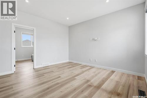 255 Flynn Cove, Saskatoon, SK 