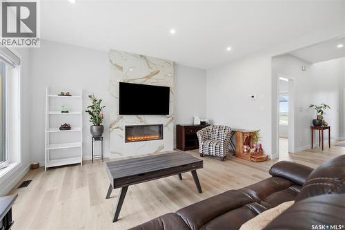 255 Flynn Cove, Saskatoon, SK 