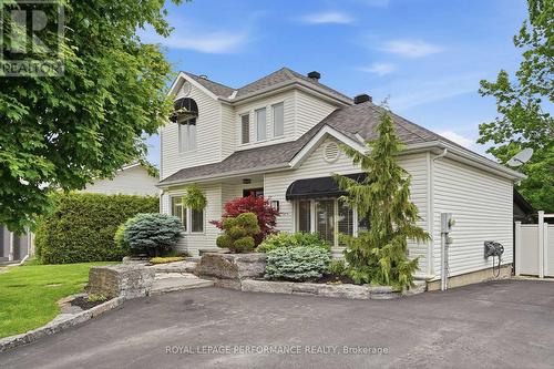905 ROYAL AVENUE  Hawkesbury, ON K6A 3J8