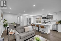37 PALOMINO Drive Brantford, ON N3P 1J6