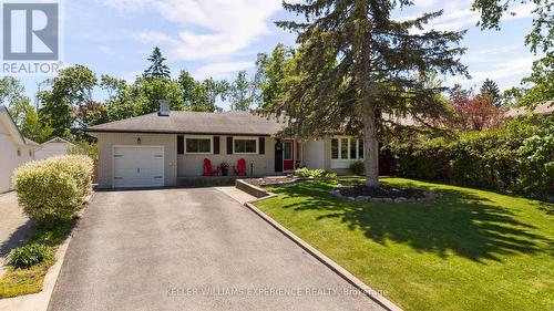 27 OTTAWAY AVENUE  Barrie, ON L4M 2W6
