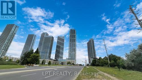1611 - 7890 JANE STREET  Vaughan, ON L4K 0K9