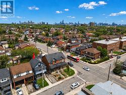 405 WESTMOUNT AVENUE Toronto, ON M6E 3N4
