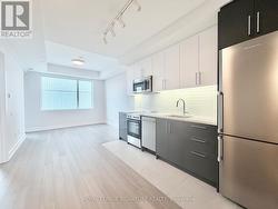 504 - 664 SPADINA AVENUE Toronto, ON M5S 0G4