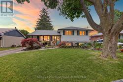 78 LYNDALE CRESCENT Woodstock (Woodstock - North), ON N4S 7S9
