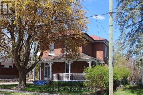 212 BARNARDO AVENUE  Peterborough (Northcrest Ward 5), ON K9H 5V7