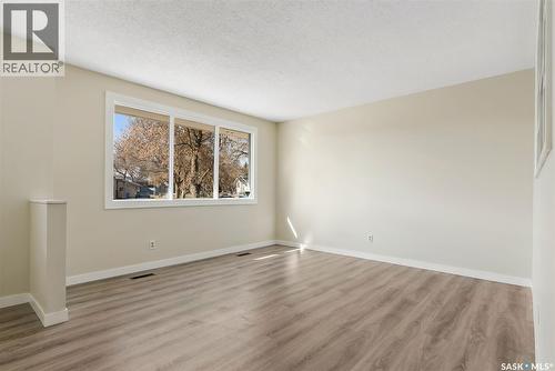 9 Carmichael Bay, Regina, SK 