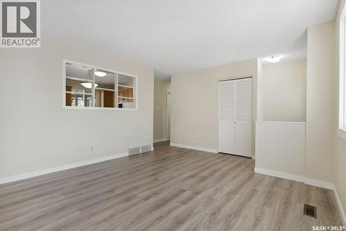 9 Carmichael Bay, Regina, SK 