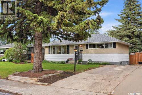 2321 Munroe AVENUE S  Saskatoon, SK S7J 1S4