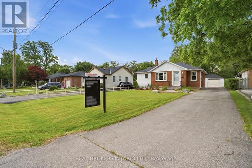 1076 Clearview Avenue, Burlington, ON 